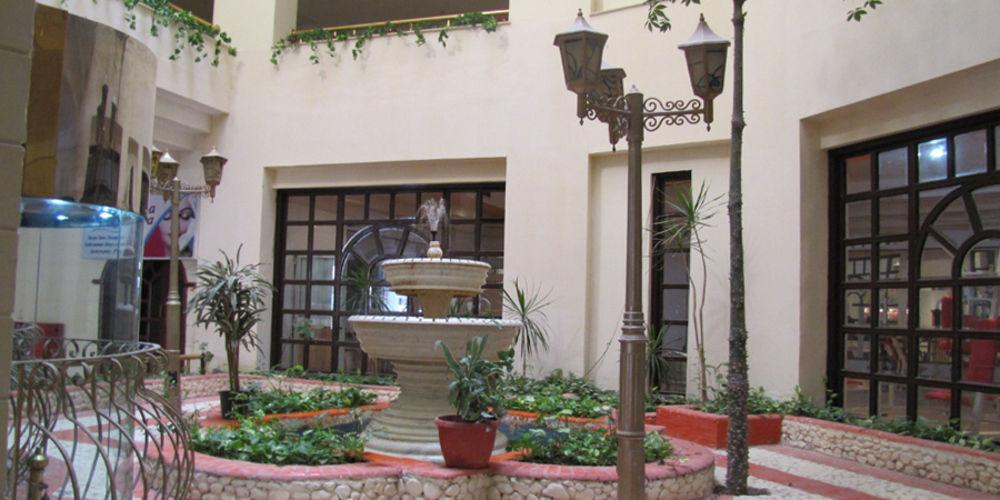 Dexon Roma Hotel Hurghada Bagian luar foto