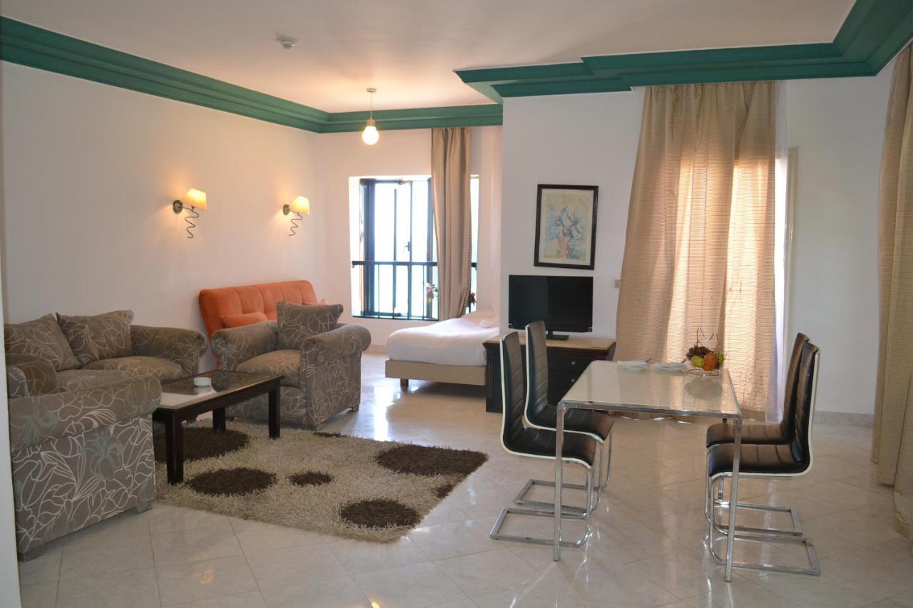Dexon Roma Hotel Hurghada Bagian luar foto