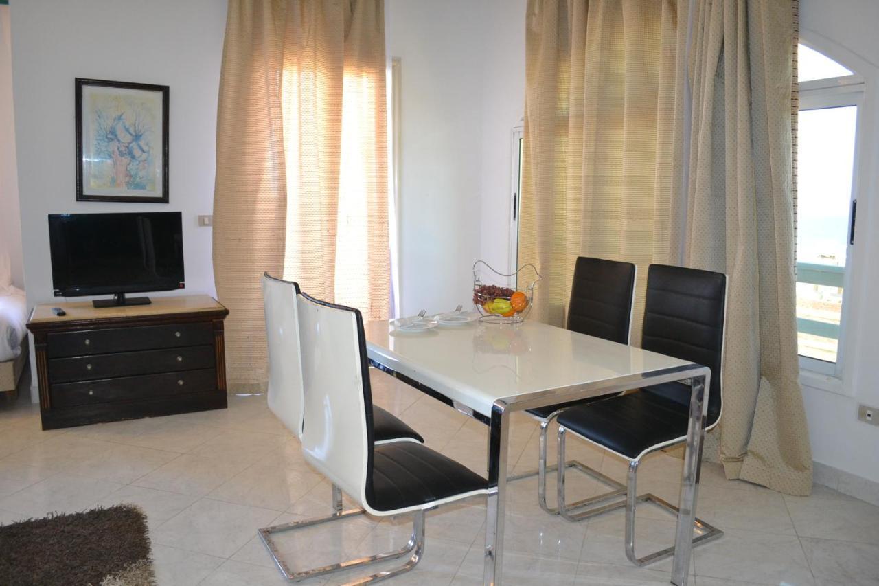 Dexon Roma Hotel Hurghada Bagian luar foto