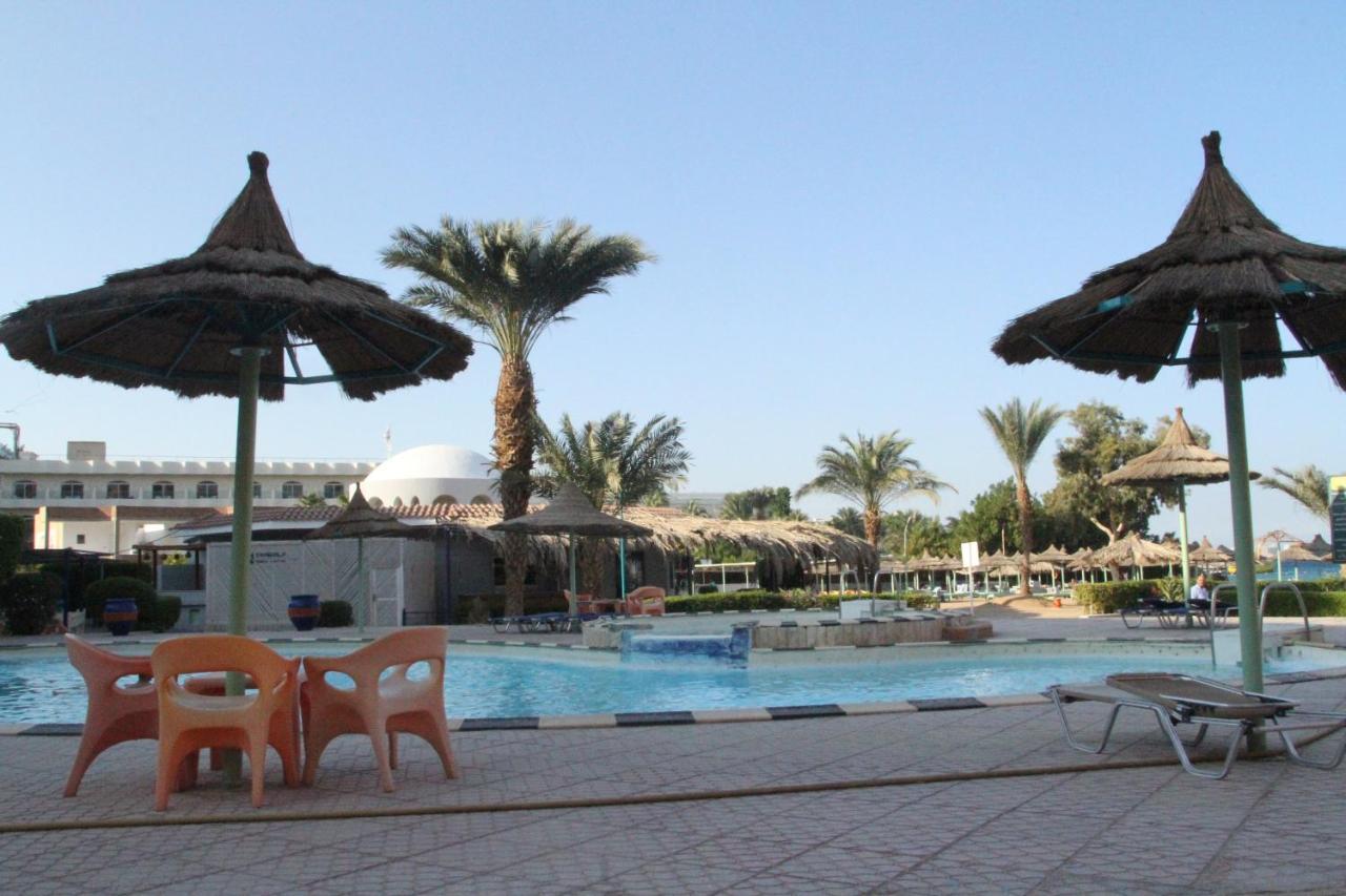 Dexon Roma Hotel Hurghada Bagian luar foto