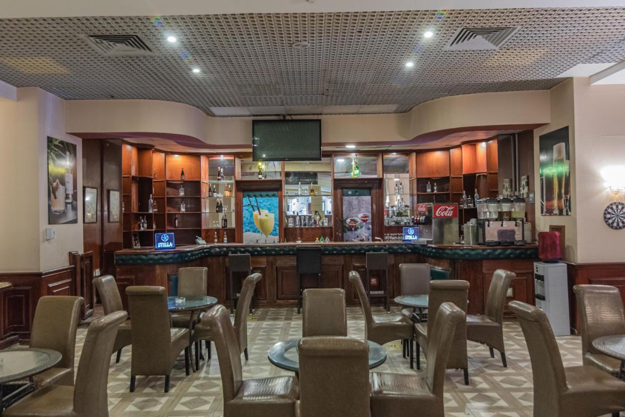 Dexon Roma Hotel Hurghada Bagian luar foto