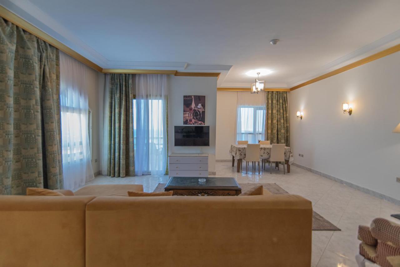 Dexon Roma Hotel Hurghada Bagian luar foto