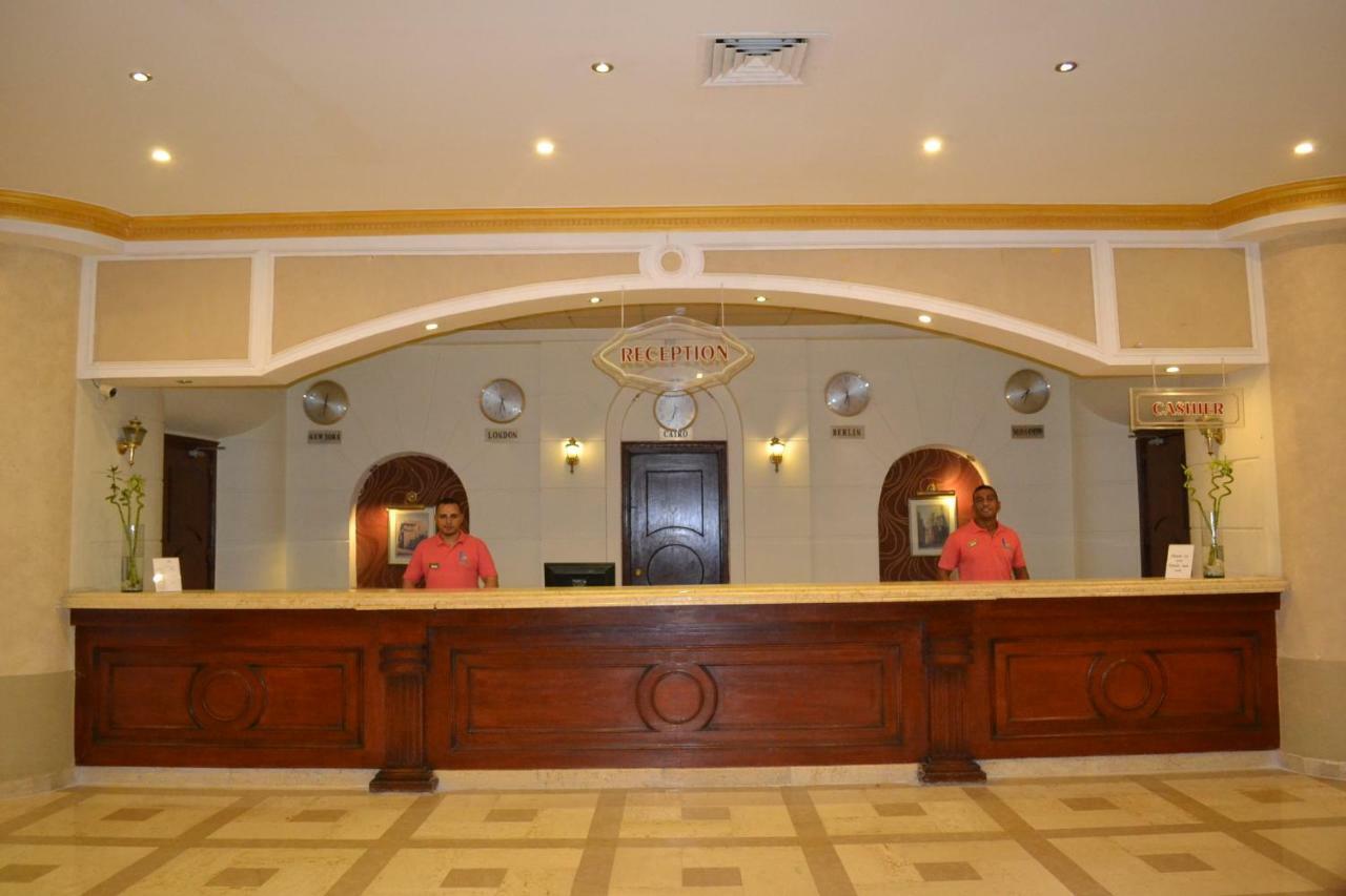 Dexon Roma Hotel Hurghada Bagian luar foto